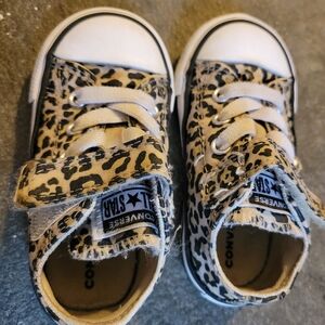 Converse Kids Sneakers with Leopard Print, baby, Has Elastic Slip On, Velcro